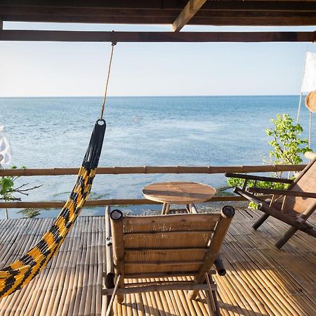 Birdland Beach Club Bolinao Exteriör bild