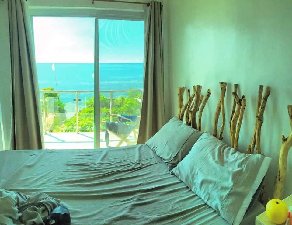 Birdland Beach Club Bolinao Exteriör bild