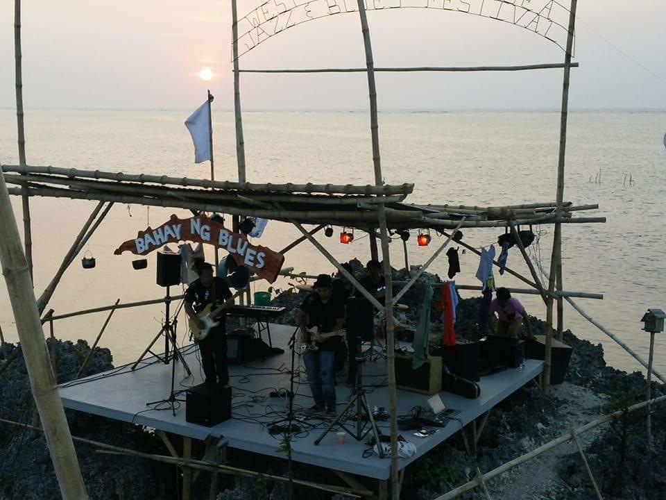 Birdland Beach Club Bolinao Exteriör bild